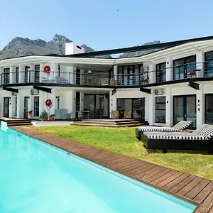 Neighbourgood 1st Crescent Camps Bay South Africa